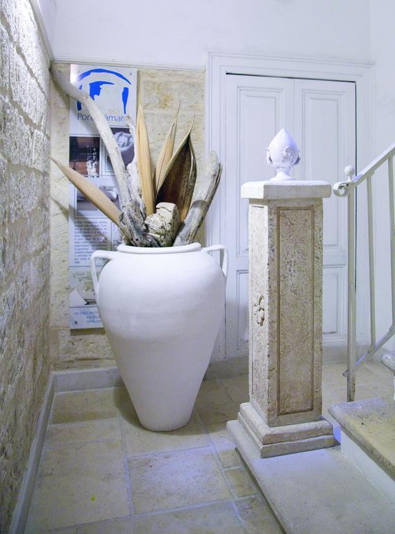 Bed and Breakfast Portadamare à Trani Extérieur photo